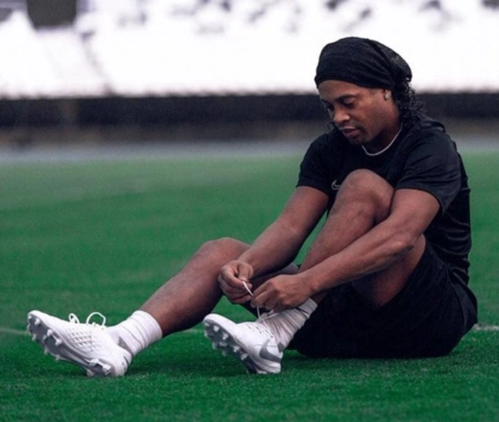 表现出色 表现出色